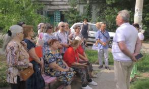 В Астрахани ремонт дворов обсуждают с жителями