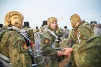 <br>Алексей Безугольников