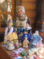 <span style="font-size:14px;">Количество голосов: 219 </br>«Кукольный дом»</br>Автор: Ольга Капкаева</span>