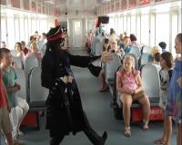 Юные астраханцы прокатились на трамвайчике