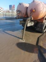 Более 800 кубометров дождевых вод откачали с улиц Астрахани вчера и сегодня