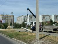 В выходные в Астрахани мыли мосты и приводили в порядок зеленые насаждения