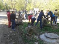 23.04.2016 силами сотрудников администрации Ленинского района и структурных подразделений администрации муниципального образования «Город Астрахань» проведен общероссийский субботник