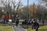 В микрорайоне АЦКК завершается благоустройство сквера Коновалова