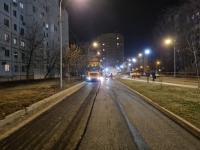На улице Валерии Барсовой укладывают асфальт