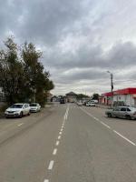 В Астрахани продолжают обновлять дорожную разметку