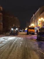 Радик Харисов поручил городским службам оперативно ликвидировать последствия снегопада