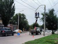 Астраханские коммунальщики устраняют последствия непогоды