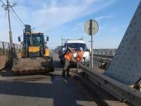 На Старом мосту в Астрахани ведутся ремонтные работы