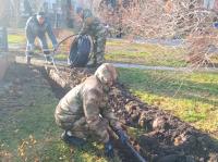 На Набережной Приволжского затона обустраивают поливочный водопровод