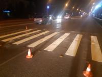 В Астрахани обновляют разметку на пешеходных переходах