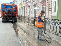 В Астрахани продолжаются «водные процедуры»