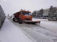 В Астрахани уборка снега продолжается в усиленном режиме