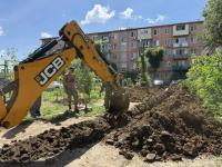 Глава города Игорь Редькин держит на контроле модернизацию сети водоснабжения на улице Дубровинского