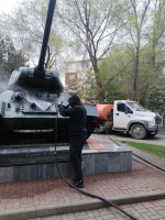 Парки и скверы города готовят к сезону прогулок