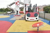 В Астрахани отремонтировали детскую площадку «Городок нефтяников»