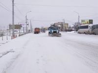 В Астрахани уборка снега продолжается в усиленном режиме