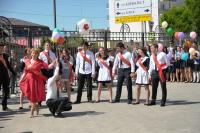 Астраханские выпускники прощаются со школой