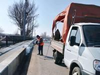 В Астрахани моют фасады зданий