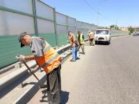 Коммунальные службы города продолжают наводить порядок в Астрахани