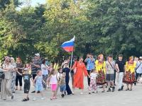 Почти тысяча астраханцев собрались в «Хоровод единства»
