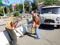 Коммунальные службы города продолжают наводить порядок в Астрахани