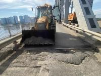На Старом мосту в Астрахани ведутся ремонтные работы