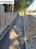 В отдалённых микрорайонах Ленинского района ремонтируют тротуары
