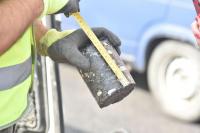 Толщину нового асфальта на Кирова проверила дорожная лаборатория