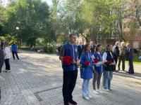 В Астрахани прошли торжественные церемонии возложения венков