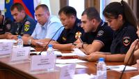 В Астрахани обсудили готовность школ к новому учебному году