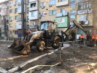 Городские коммунальные службы устраняют последствия аварийности на сетях водопровода