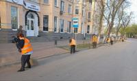 В Астрахани продолжается масштабная уборка