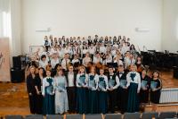 Юные астраханцы стали больше заниматься музыкой и рисованием  