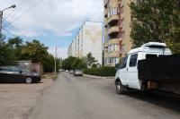 По поручению Игоря Редькина в Кировском районе ремонтируют внутриквартальные проезды 