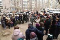 В Астрахани открыли мемориальную доску в честь Героя РФ Алексея Калмыкова