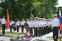 Более 400 астраханцев приняли участие в Линейке памяти и скорби