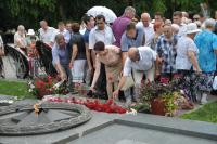 В День памяти и скорби астраханцы зажгли свечи в память о погибших на войне