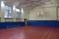 В Астрахани опиливают ветки для обеспечения видимости знаков у школ