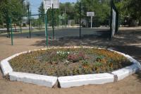 В образцовом доме может жить каждый.