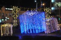 Астрахань одевается в новогодний наряд