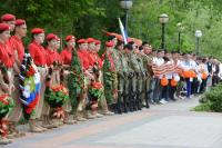 В Астрахани возложили цветы и венки к памятникам и обелискам воинской славы