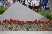 В Астрахани возложили цветы и венки к памятникам и обелискам воинской славы