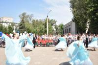 Полпред Президента РФ в ЮФО поздравил астраханских школьников с началом учебного года