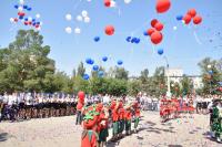 Полпред Президента РФ в ЮФО поздравил астраханских школьников с началом учебного года