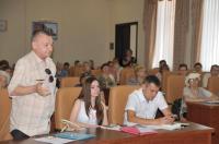 Вопросы управления жилым фондом обсудили в городской администрации