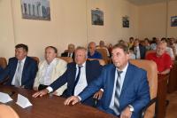 В преддверии Дня города чествуют ветеранов и почетных граждан