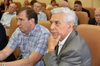 В преддверии Дня города чествуют ветеранов и почетных граждан