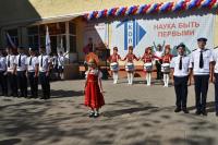 В 60 школах Астрахани прозвучал первый звонок