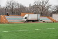 В Трусовском районе завершается реконструкция футбольного поля